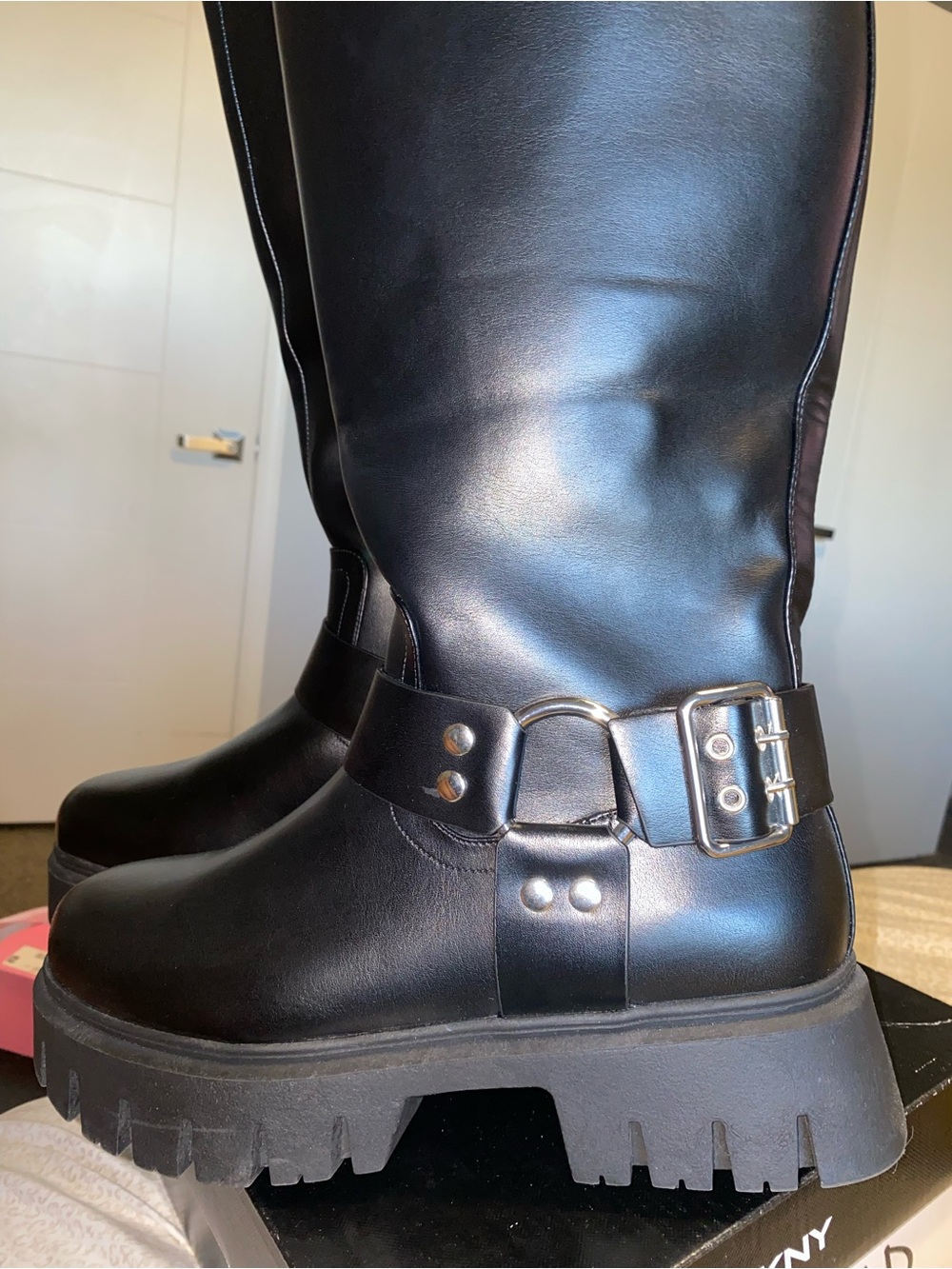ASOS Design Wide Fit Knee High Chunky Biker Boots in Black - Size 12W - NEW - Picture 2 of 5